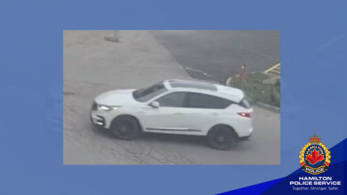 Three Suspects Sought in Smash-and-Grab Robbery